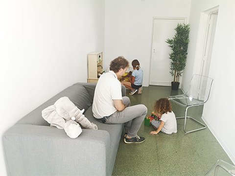 Obre el primer servei integral d'atenció a infants i joves víctimes d'abusos sexuals de Catalunya