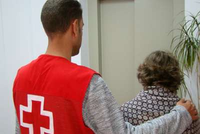 La Creu Roja fa una crida per protegir la gent gran davant el Coronavirus