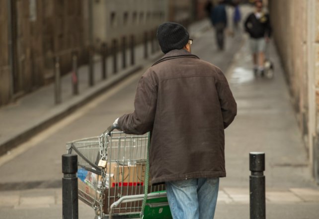 La Taula del Tercer Sector demana la implicació de totes les administracions contra el sensellarisme