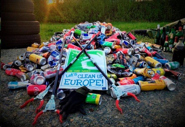 Arriba la ‘Let’s Clean Up Europe!’
