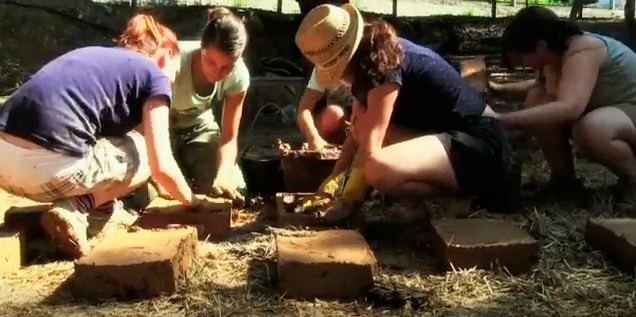 Més de 1.200 joves participen als camps de treball que organitza Joventut