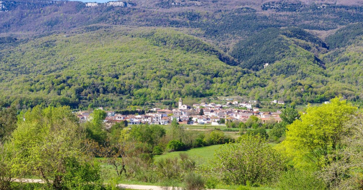 De l'estació del Pasteral a les Planes d'Hostoles