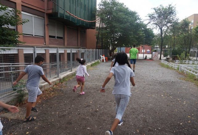 Educació 360 alerta que les desigualtats educatives s’amplien any rere any durant l’estiu